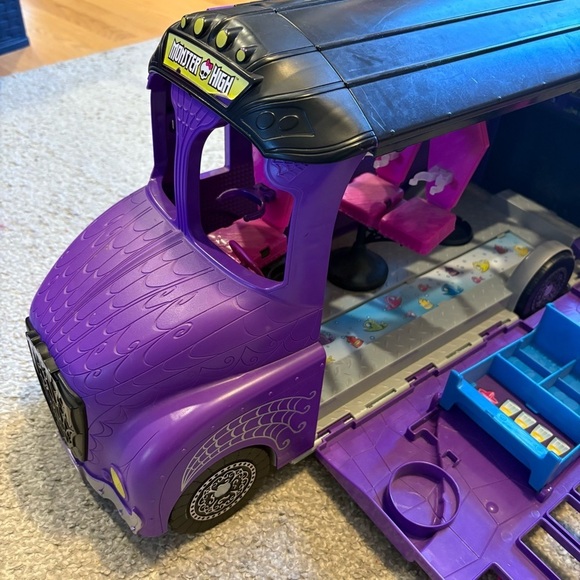 Purple Kids Toy Bus with Accessories - Picture 2 of 10